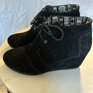 Toms Wedge Booties